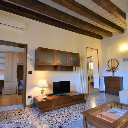 Al Fogher By Interhome البندقية
